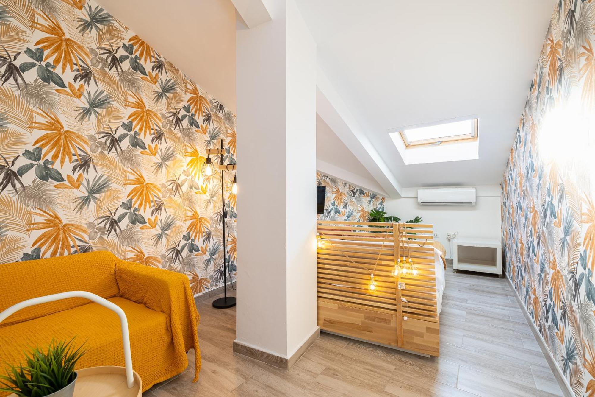 Holidays2Malaga Duplex Huerta Del Obispo Junto Casco Historico ภายนอก รูปภาพ